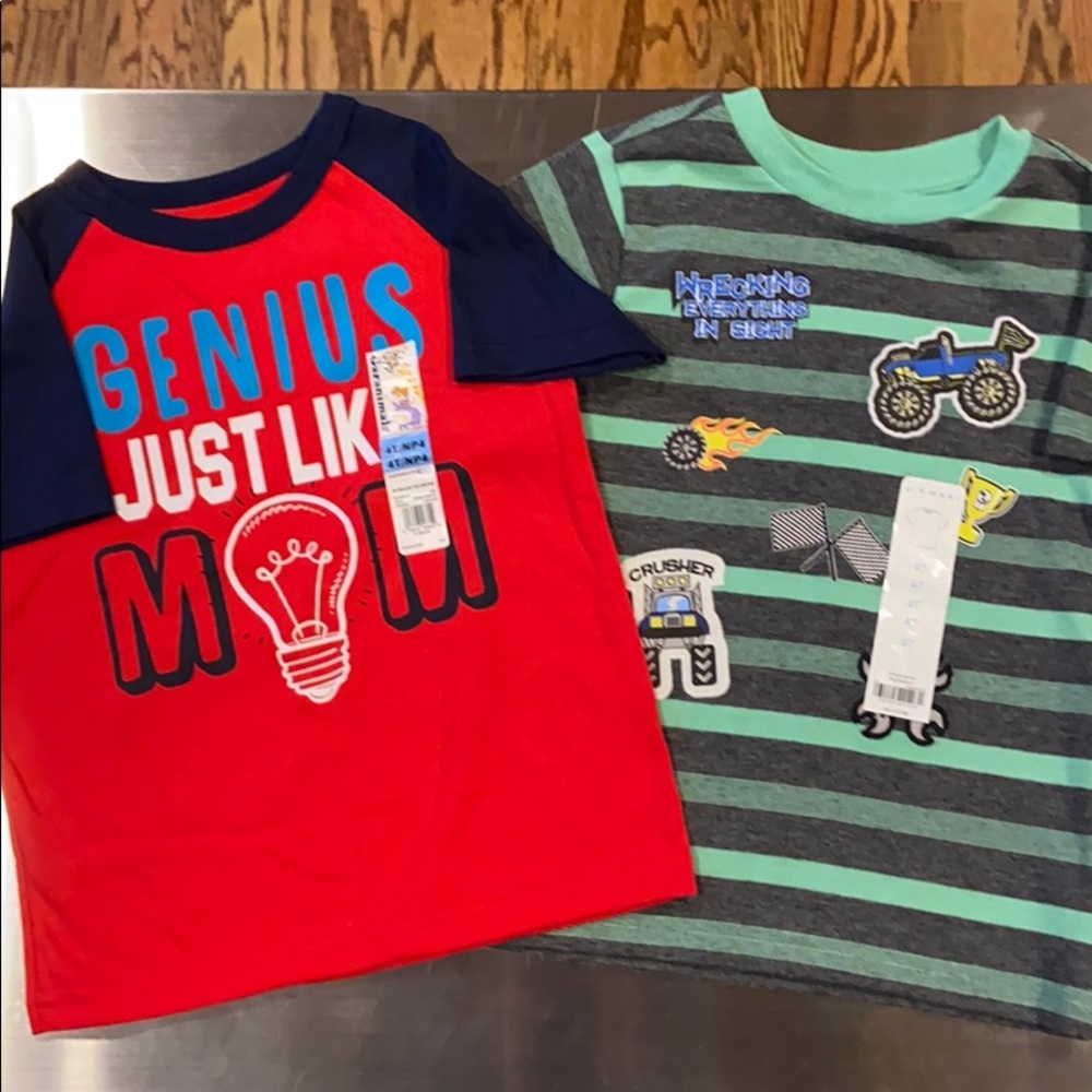 Set of two boys 4T shirts